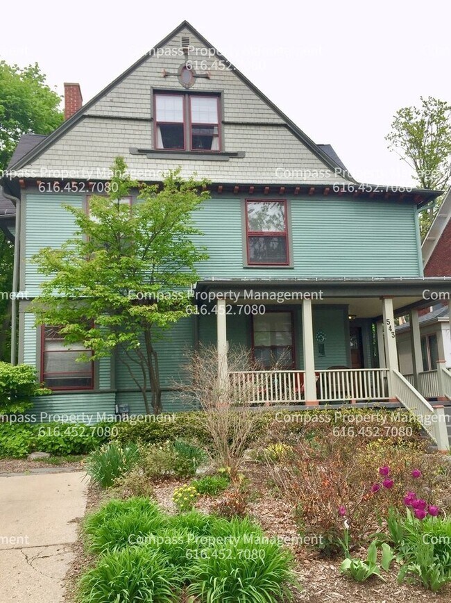 property at 543 Union Ave SE