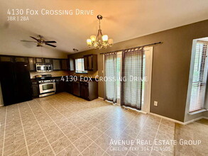4130 Fox Crossing Dr in Florissant, MO - Building Photo - Building Photo