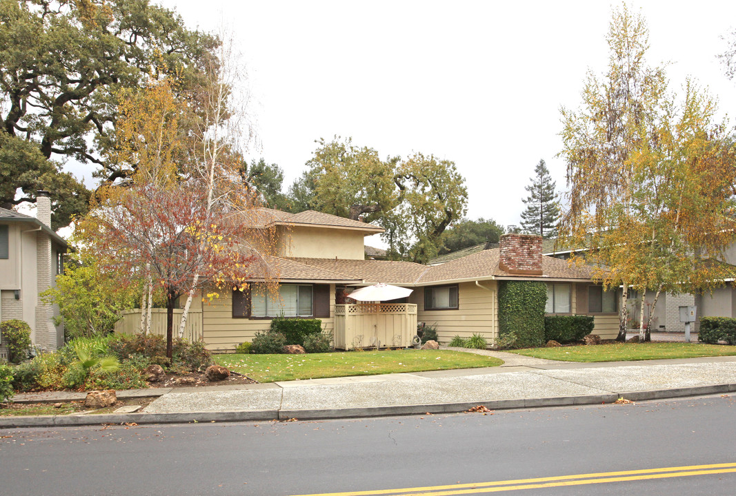 144 Carlton Ave in Los Gatos, CA - Building Photo