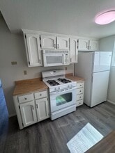 1839 Westfield Rd in Paso Robles, CA - Building Photo - Building Photo