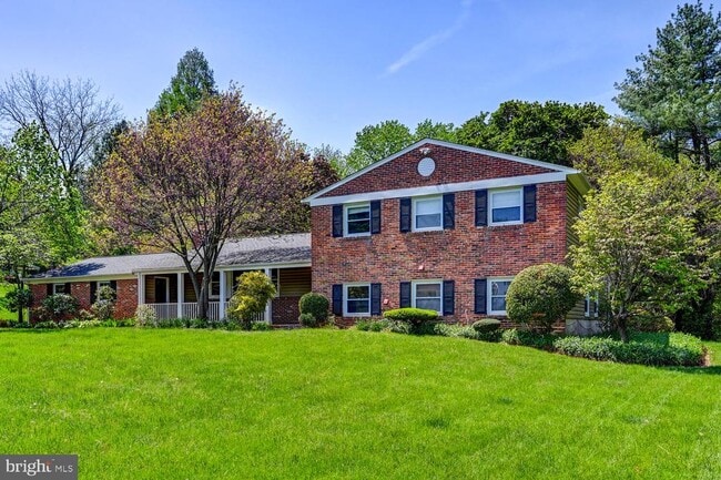 206 Dunbeath Ct in Timonium, MD - Building Photo - Building Photo