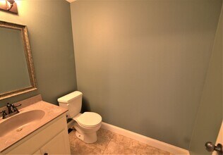 1319 S Solaira St in Ozark, MO - Building Photo - Building Photo