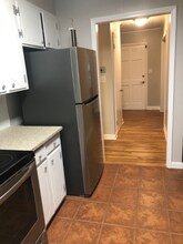 275 Dan Valley Rd in Mayodan, NC - Foto de edificio - Building Photo