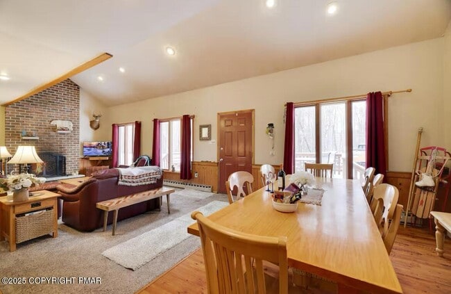 276 Mountain View Dr in Pocono Lake, PA - Building Photo - Building Photo