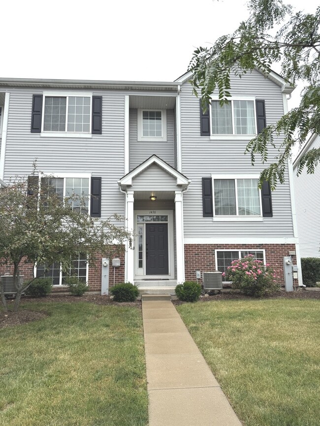 property at 1476 Manning Ave