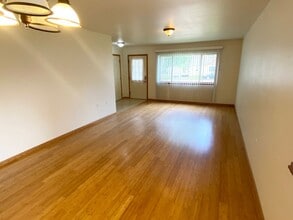 1441 Madison St in Wausau, WI - Building Photo - Building Photo