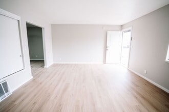 1440 Myrtle Avenue in Eureka, CA - Foto de edificio - Building Photo