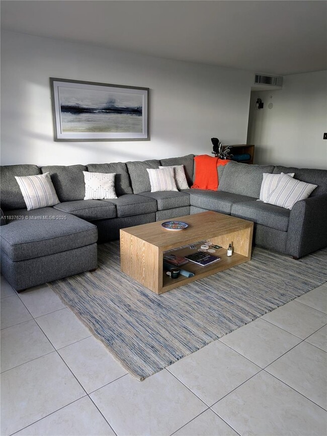 property at 10101 E Bay Harbor Dr