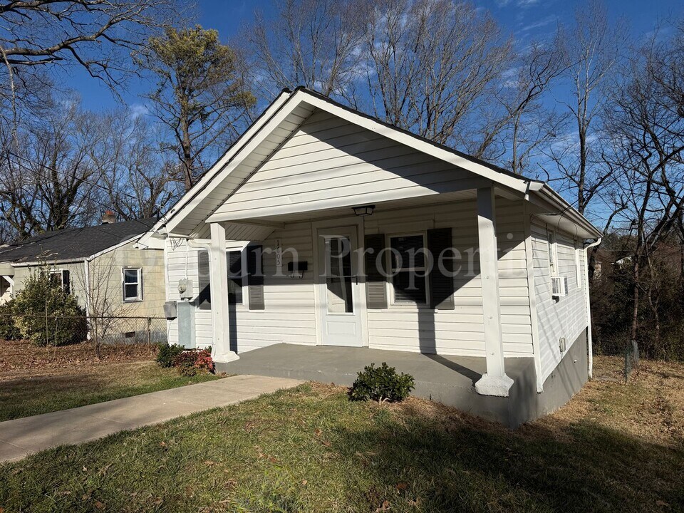 1605 Harrison Ave in Winston-Salem, NC - Building Photo