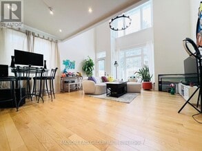 11 Glentworth Rd in Toronto, ON - Building Photo - Building Photo