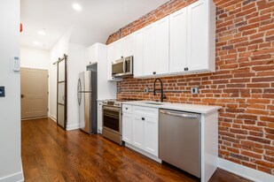 1613 N 33rd St, Unit C in Philadelphia, PA - Building Photo
