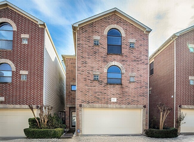 property at 9821 Madeline Alyssa Ct
