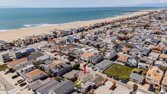 136 Los Angeles Ave, Unit 405 in Oxnard, CA - Building Photo - Building Photo