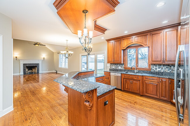 361 S Elm St in Itasca, IL - Building Photo - Building Photo