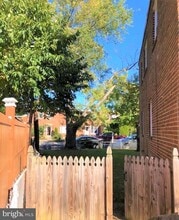 3724 Mark Dr in Alexandria, VA - Building Photo - Building Photo
