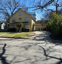 3207 Hampton Rd in Austin, TX - Building Photo