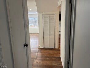 59 Lakeview Dr in Wantage, NJ - Foto de edificio - Building Photo