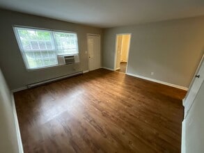 1001 S Josephine Boyd St in Greensboro, NC - Building Photo - Building Photo