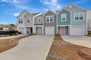 111 Orchid Bloom Cir in Moncks Corner, SC - Building Photo