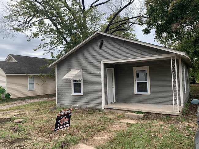 property at 3619 N 50th St