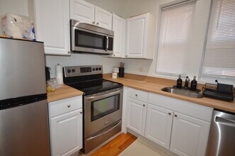 5 Cleveland Pl, Unit 7 in Boston, MA - Building Photo - Building Photo