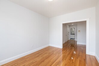 19 Elko St, Unit 4 in Boston, MA - Building Photo - Building Photo