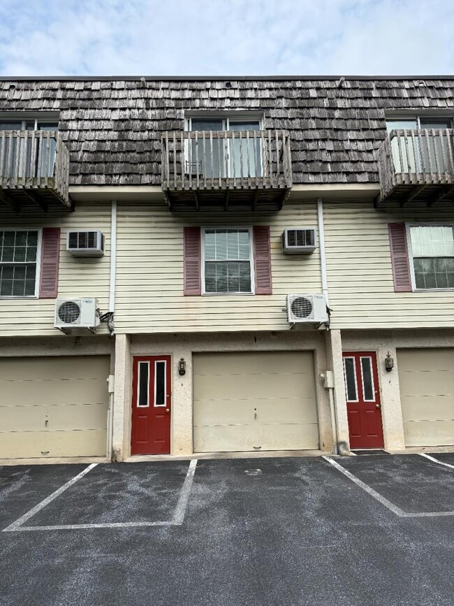 property at 845 Silver Spring Plaza