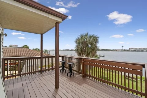 308 Miracle Strip Pkwy SW in Fort Walton Beach, FL - Building Photo - Building Photo