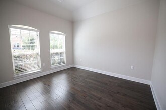 5301 Ponte Tresa Dr in Bee Cave, TX - Building Photo - Building Photo