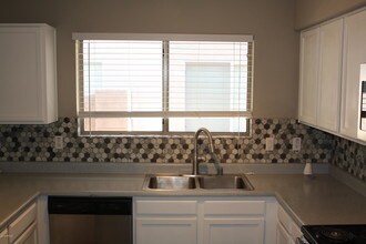 6123 N 135th Dr in Litchfield Park, AZ - Building Photo - Building Photo