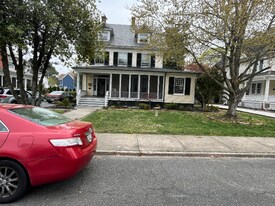 310 Oakley St in Cambridge, MD - Building Photo