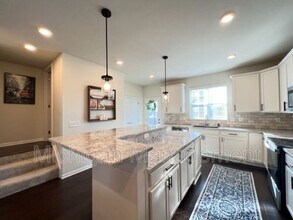 263 N Sydney Ct in Plymouth, MI - Building Photo - Building Photo