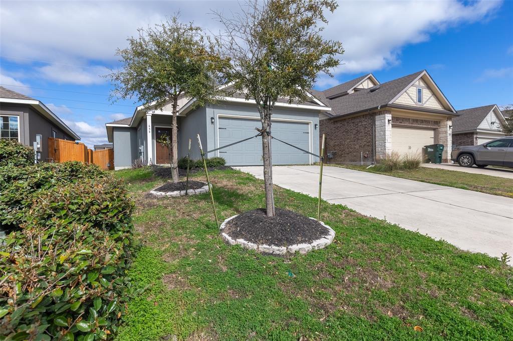 658 Nautical Lp in Kyle, TX - Building Photo