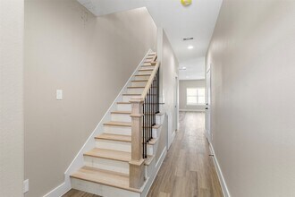 3152 N Cleveland St in Dayton, TX - Building Photo - Building Photo