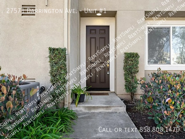 property at 27571 Darrington Ave