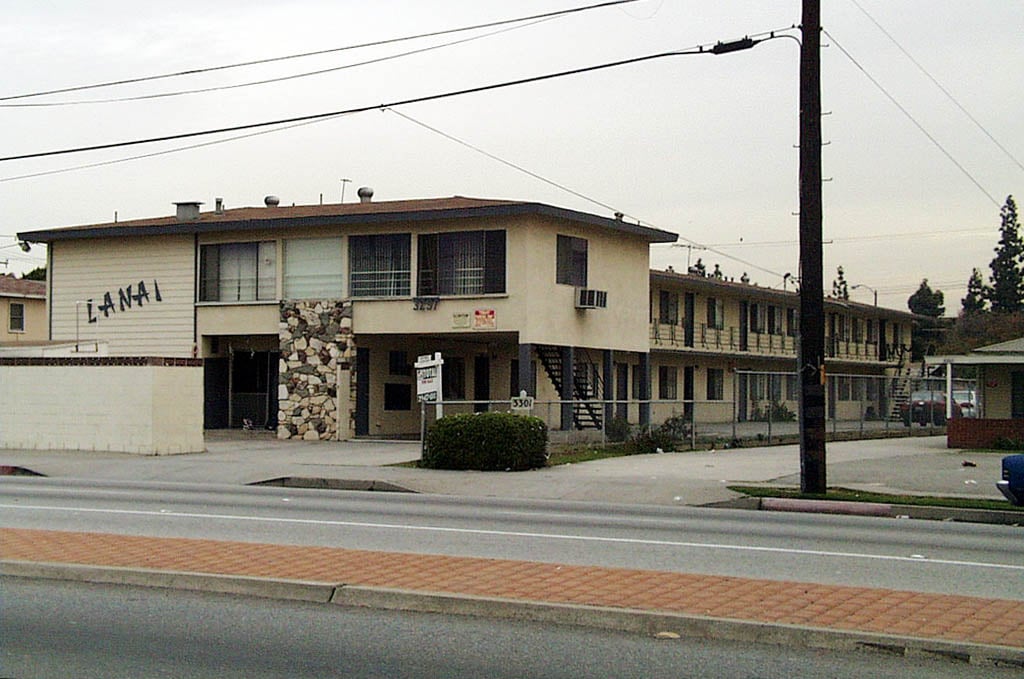 Lanai Apartments in Long Beach, CA - Foto de edificio