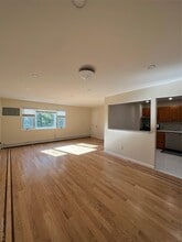 156-51 75th St in Queens, NY - Building Photo - Building Photo