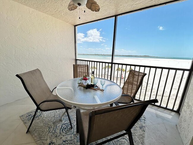 8350 Estero Blvd, Unit # 133 in Fort Myers Beach, FL - Building Photo - Building Photo