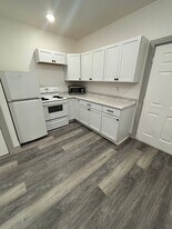 1245 PH W in Onalaska, WI - Building Photo