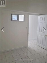 702 Bathurst St in Toronto, ON - Building Photo - Building Photo