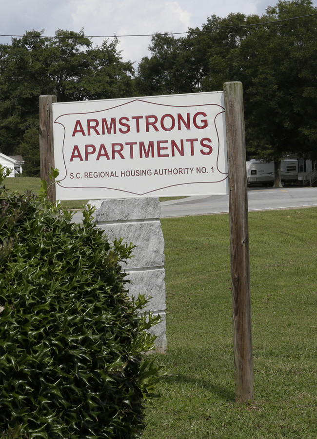 Armstrong Apartments in Fountain Inn, SC - Building Photo - Building Photo