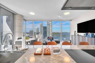 700 NE 26th Ter, Unit E-2905 in Miami, FL - Building Photo - Building Photo