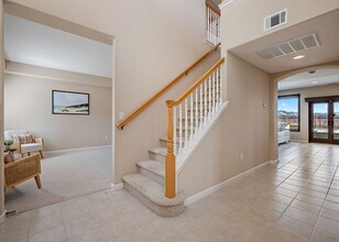 215 Via Magnolia in Paso Robles, CA - Building Photo - Building Photo
