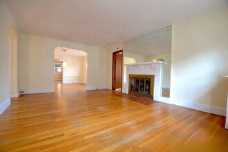 115 Lanark Rd, Unit 1 in Boston, MA - Building Photo - Building Photo