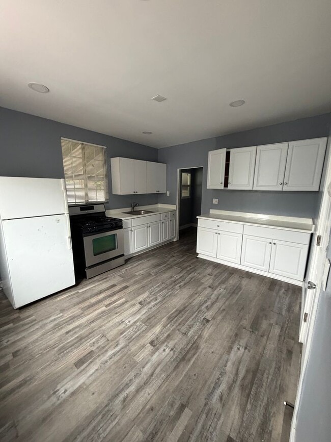 623 E Santa Ana Blvd in Santa Ana, CA - Building Photo - Building Photo