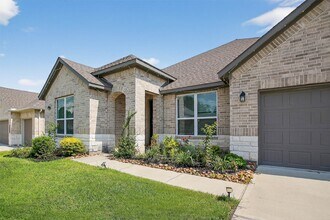 13760 Rising Sun Ln in Shenandoah, TX - Building Photo - Building Photo