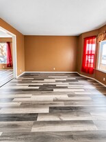 829 Emerson Ave in Hoquiam, WA - Building Photo