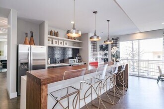 The Maywood Apartments in Oklahoma City, OK - Foto de edificio - Building Photo