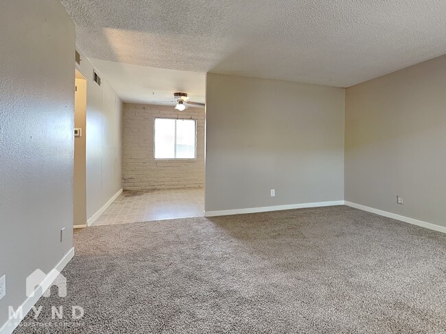 912 S Dorsey Ln in Tempe, AZ - Building Photo - Building Photo