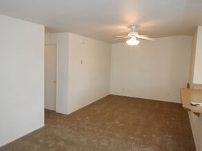 1935 NW Cedar Ave in Redmond, OR - Building Photo - Building Photo